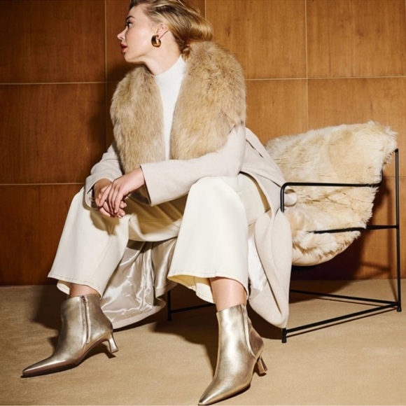 Naturalizer Deesha Gold Metallic  Leather Boots Size 8.5 - Picture 2 of 10